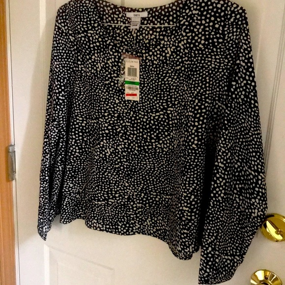 New! Simple & chic Bar III top LAST CUT - Picture 2 of 7